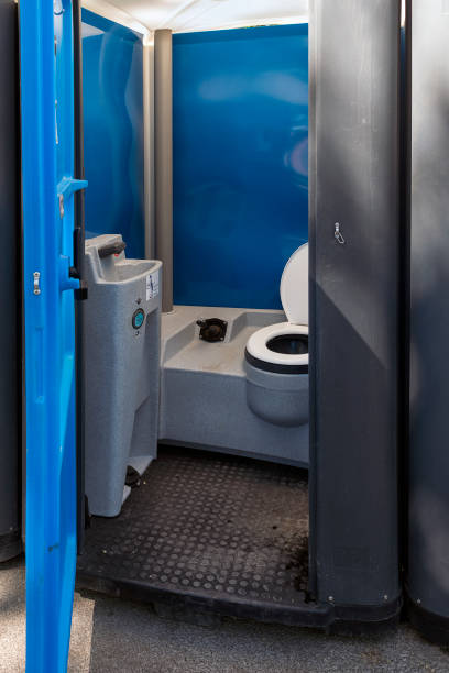 Best Construction site porta potty rental  in Springfield, MI